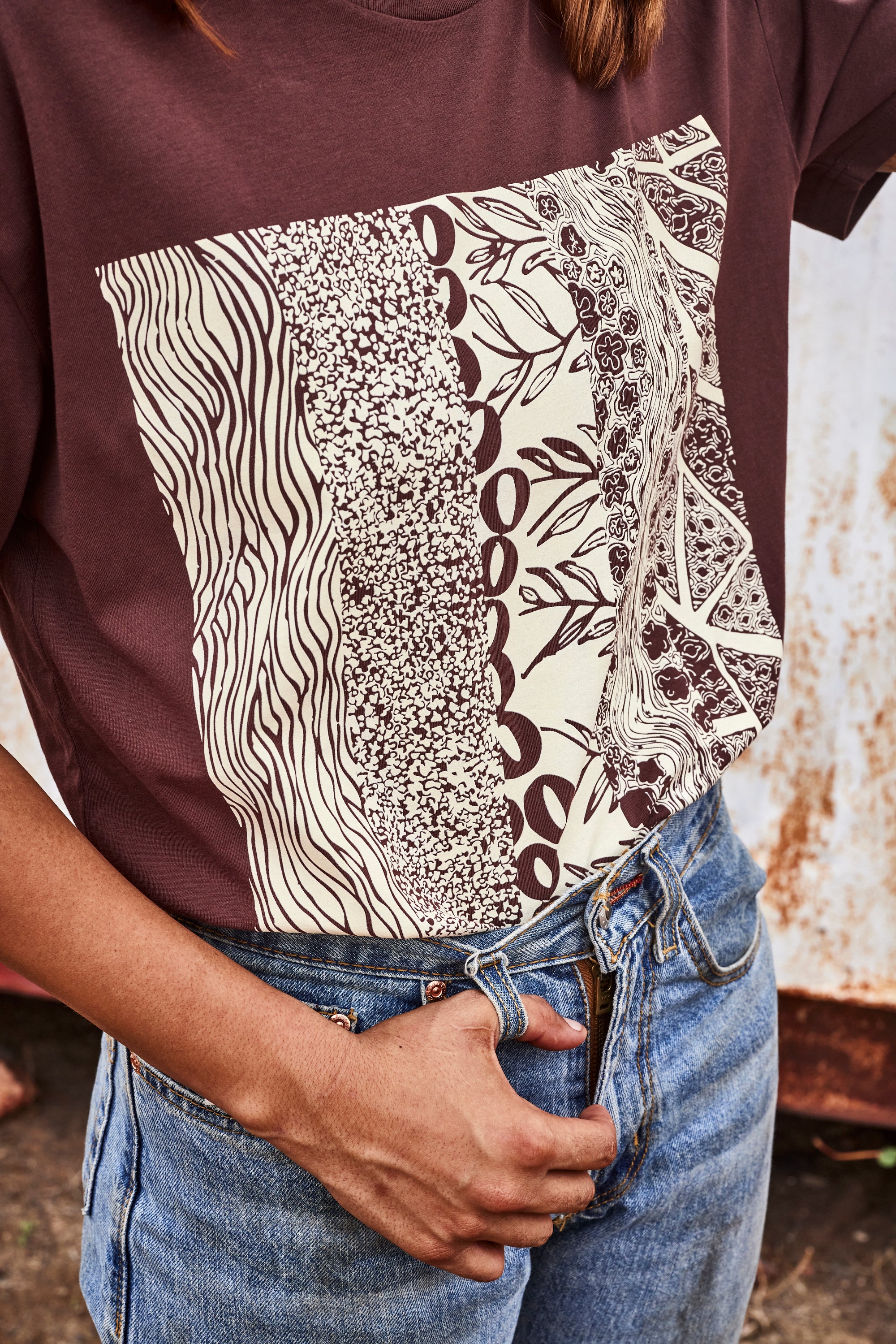 5 Print T-Shirt Brown